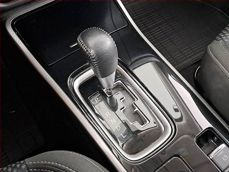 Mitsubishi Outlander (2019) 2.0, 4X4, Automat, ČR,1.maj - fotka 13 z 21