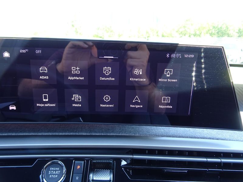Peugeot 3008 (2026) BUSINESS Hybrid 145k e-DCS6 - fotka 29 z 49