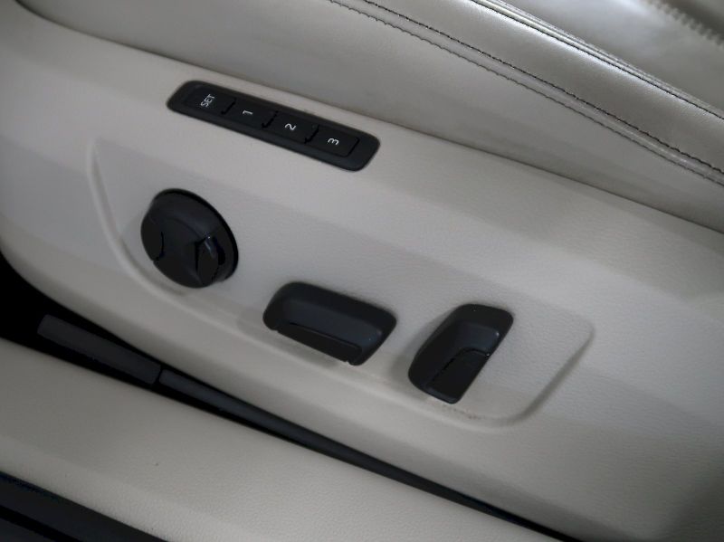 Škoda Superb (2022) STYLE 2.0TDI 147KW 4x4 DSG - fotka 14 z 41