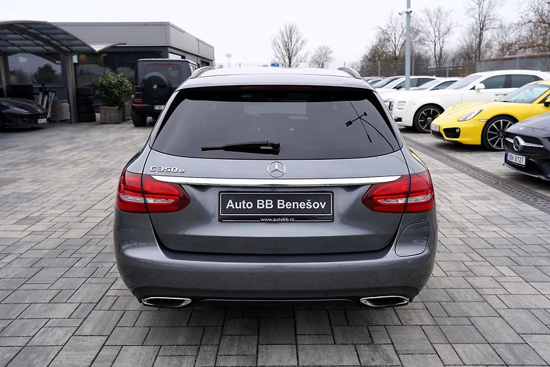 Mercedes-Benz Třídy C C 350e Plug -in hybrid/280PS - fotka 5 z 40