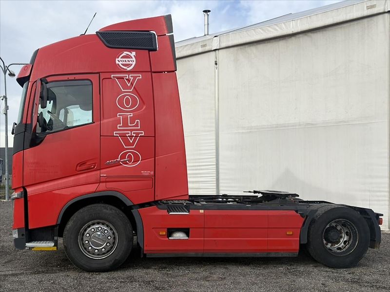 Volvo FH 460 4x2 - fotka 2 z 21