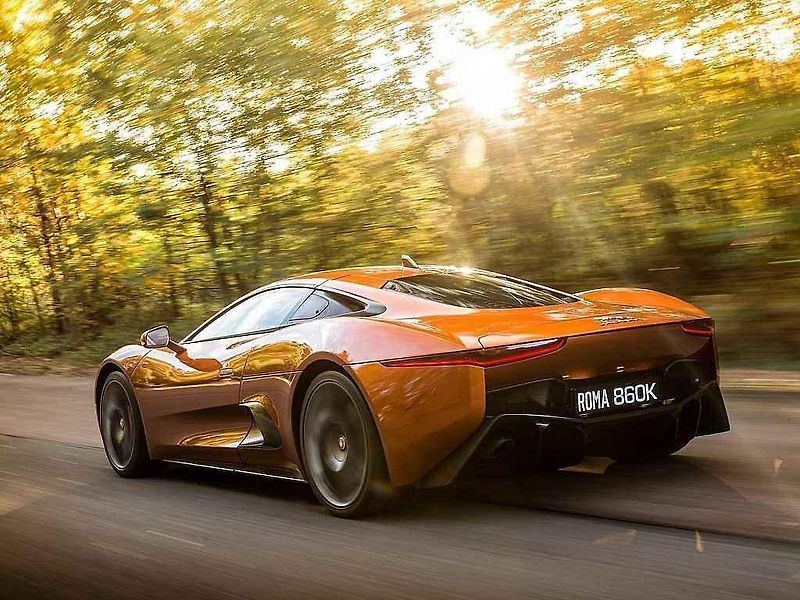 Jaguar C-X75 Bond Concept.