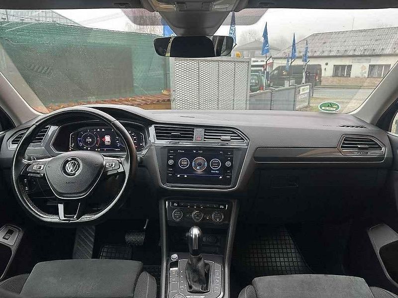 Škoda Karoq patří k nejoblíbenějším autům v ČR.