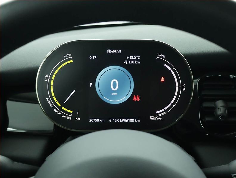 Mini Ostatní (2022) Cooper SE 32 kWh, SoH 96% - fotka 10 z 17