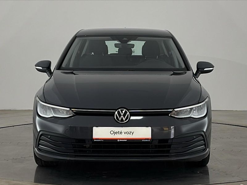 Volkswagen Golf Life - fotka 4 z 28