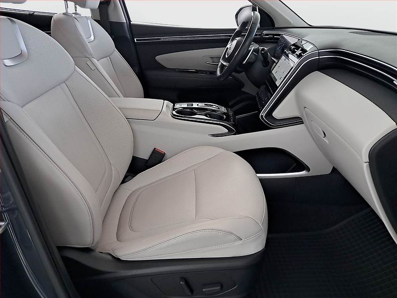 Hyundai Tucson (2022) 1.6 T-GDI 48V MHEV - fotka 9 z 19