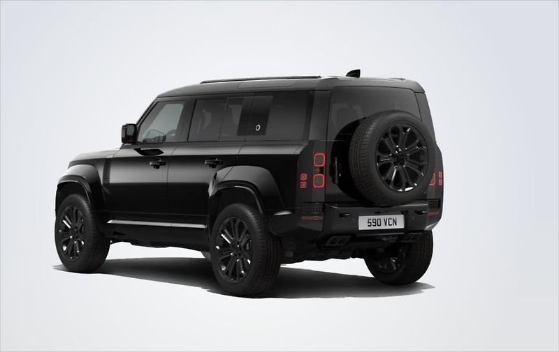 Land Rover Defender (2026) 110 V8 P635 OCTA BLACK Edition - fotka 3 z 10
