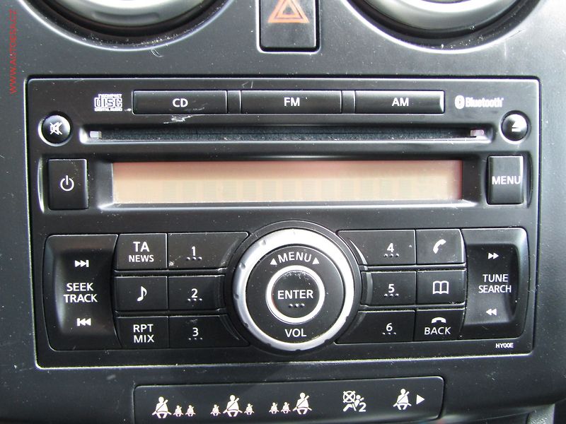 Nissan Qashqai (2007) 1.5 dCi, AC, TZ - fotka 15 z 17