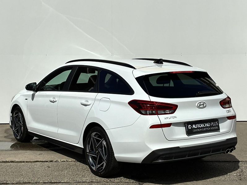 Hyundai i30 1.5 T-GDI 103kW DCT N-Line - fotka 7 z 18