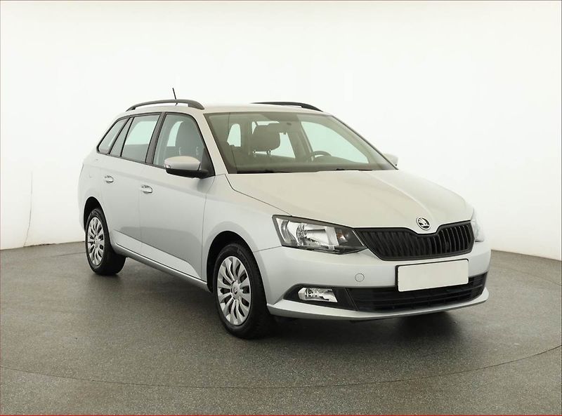 Škoda Fabia (2018) 1.0 TSI, Serv.kniha - fotografie inzerátu