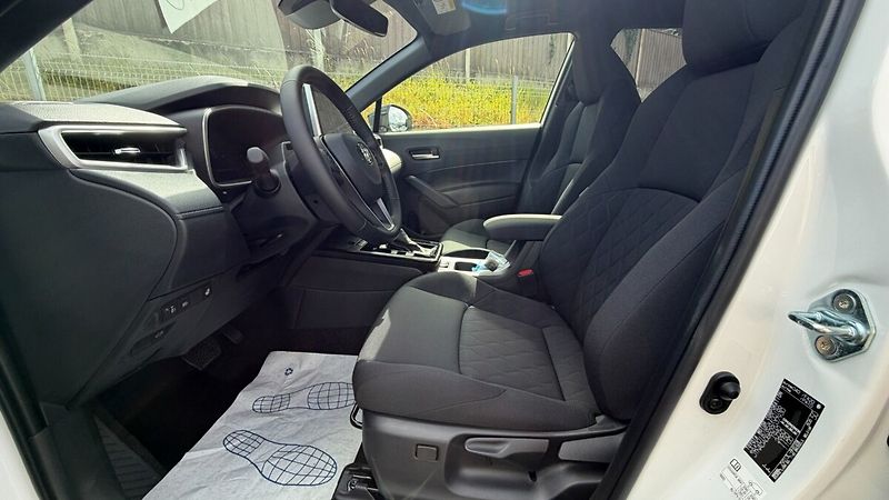 Toyota Corolla Cross 1.8. STYLE SKLADOVÝ VŮZ - fotka 16 z 26