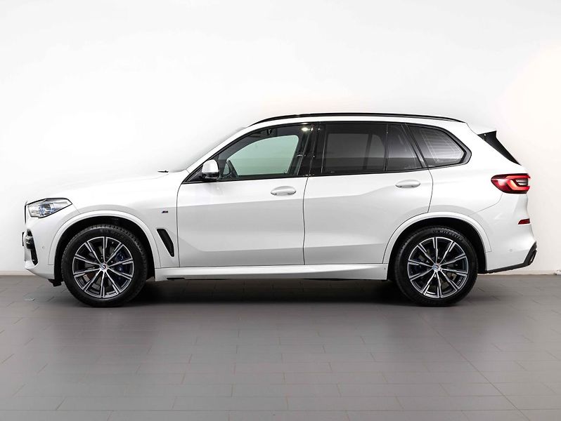 BMW X5 xDrive40i - fotka 3 z 23