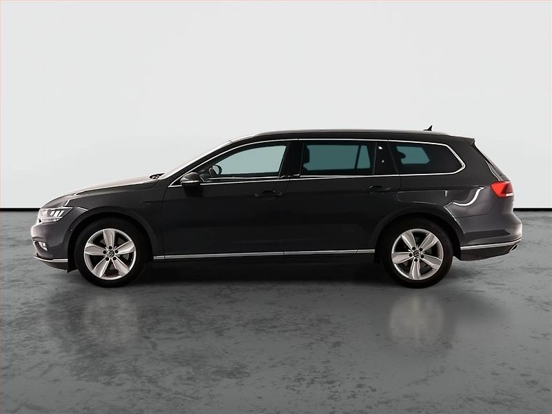 Volkswagen Passat (2022) Elegance 2.0 TDI, 4X4 - fotka 3 z 23
