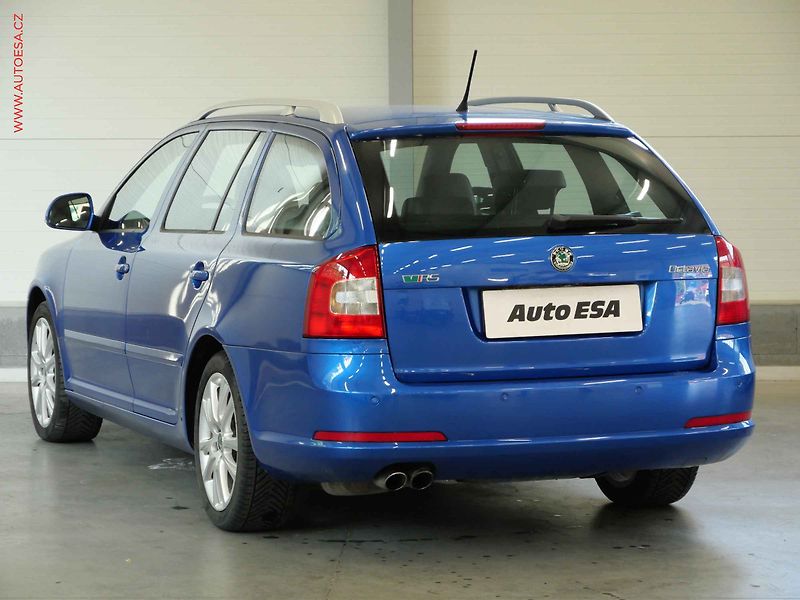 Škoda Octavia (2011) 2.0 TSi, ČR, RS - fotka 6 z 20