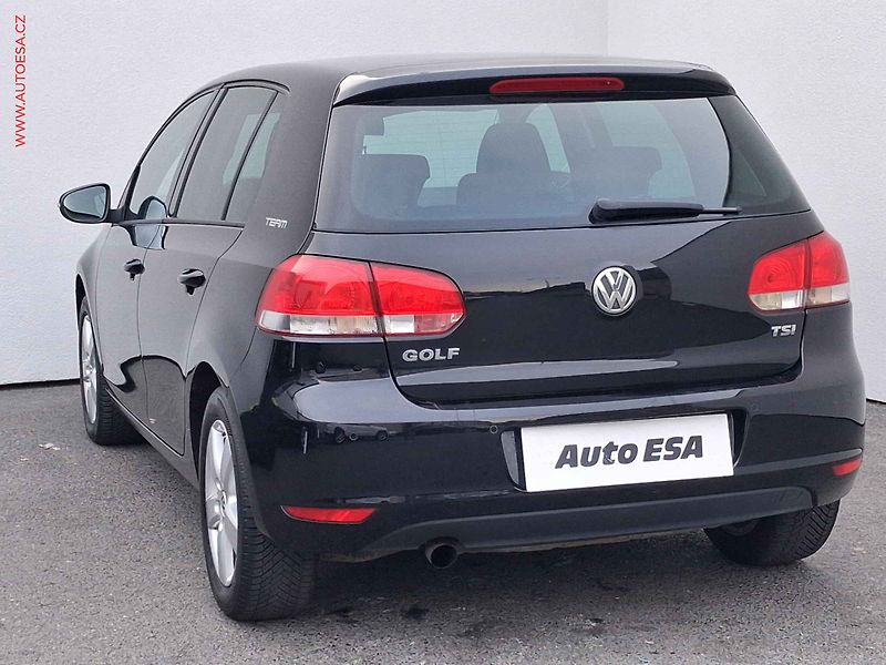 Volkswagen Golf (2010) 1.2TSi, STK7/28 - fotka 6 z 17