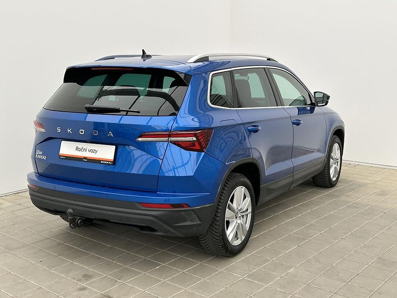 Škoda Karoq 1.5 TSI Top selection - fotka 2 z 28