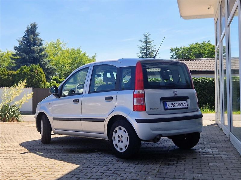 Fiat Panda 1,2 i 1 MAJITEL POUZE 40TIS.km - fotka 3 z 23