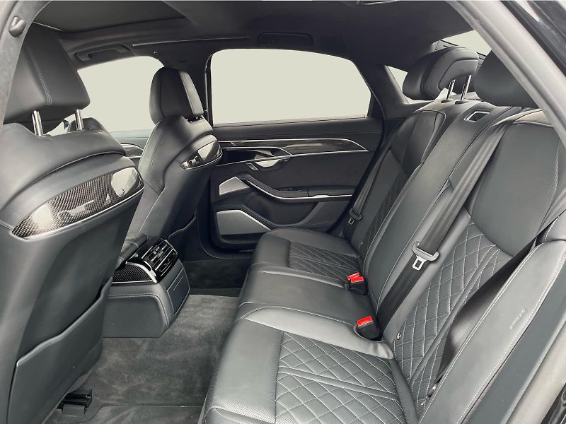 Audi S8 (2023) 4.0TFSi V8 420kW - FULL výbava - fotka 12 z 27
