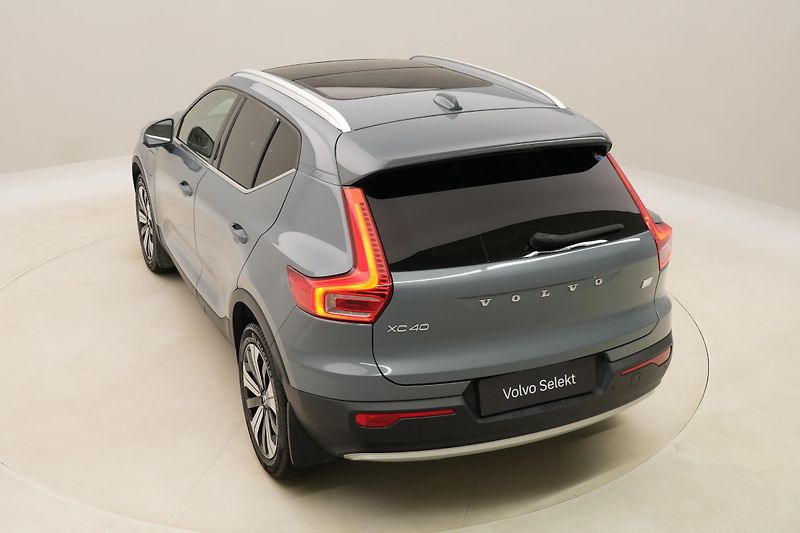Volvo XC40 T5 RECHARGE INSCRIPTION AUT - fotka 18 z 50