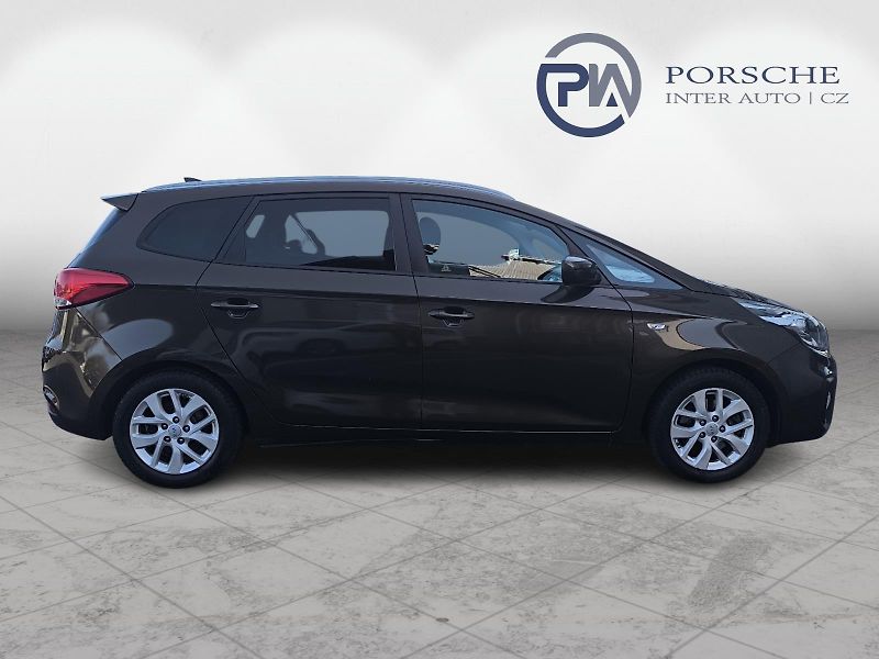 Kia Carens 1.6 i - fotka 25 z 26