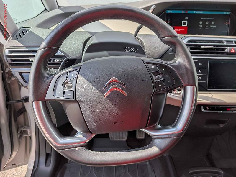 Citroën Grand C4 Picasso (2018) 1.6HDi, ČR, Feel, AT - fotka 15 z 17