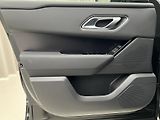 Land Rover Range Rover Velar (2026) D300 DYNAMIC SE AWD Aut - náhled 38