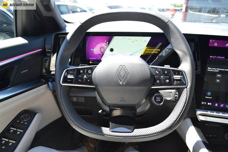 Renault Espace ICONIC E-TECH FULL HYBRID 200k - fotka 57 z 73