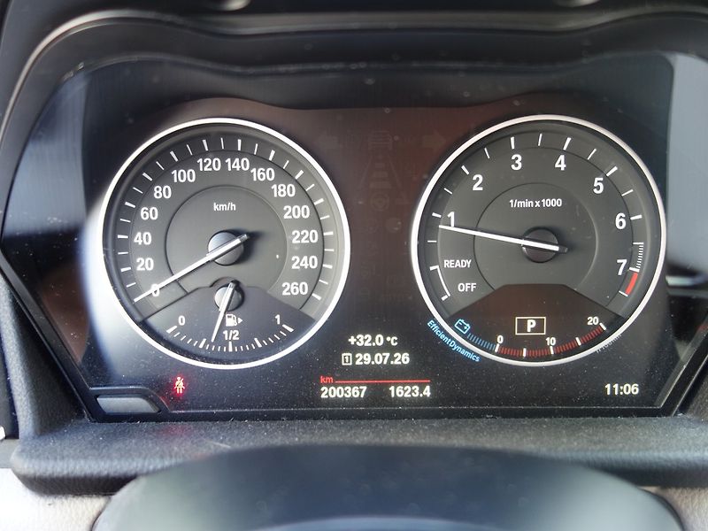 BMW Řada 2 (2015) 225i*X-DRIVE*ACTIVE*TOURER*CZ - fotka 36 z 46