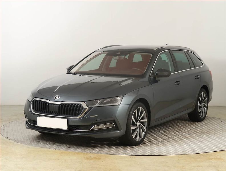 Škoda Octavia (2020) Style 2.0 TDI, Automat, ČR - fotka 2 z 25