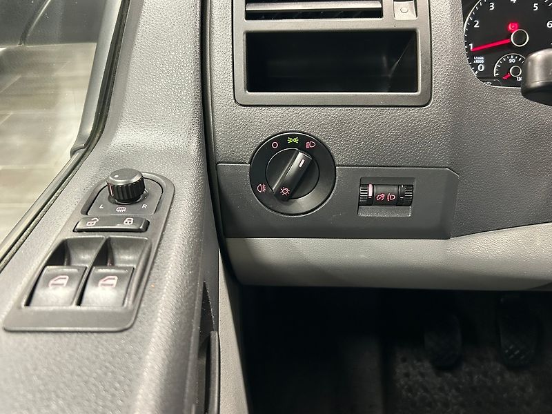 Volkswagen Transporter (2014) T5 L2 CNG/benzín | Záruka - fotka 20 z 44