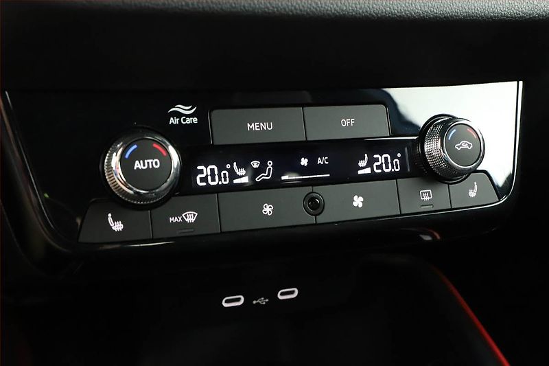 Škoda Fabia (2025) 1.5 TSI, MONTE CARLO, AUTOMAT - fotka 19 z 21