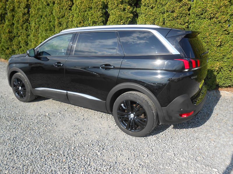 Peugeot 5008 Allure, Kůže,7míst - fotka 3 z 42