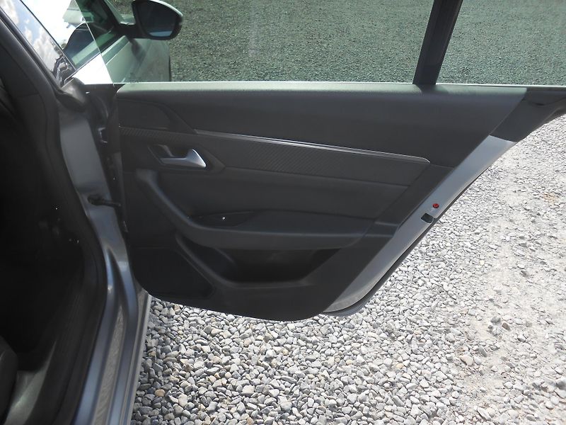 Peugeot 508 NAVI,KAMERA,AUTOMAT! - fotka 23 z 48