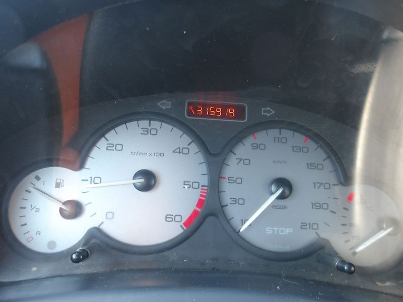 Citroën Berlingo 2,0HDi 2xŠOUPAČKY,KLIMA ! - fotka 22 z 25