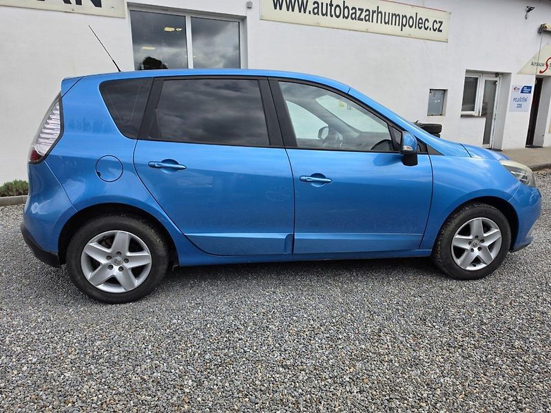 Renault Scénic (2013) 1.5 DCI - fotka 2 z 17