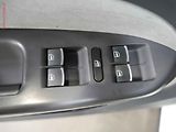 Volkswagen Touran (2014) 1.6 TDi, ČR, STK7/28 - náhled 18