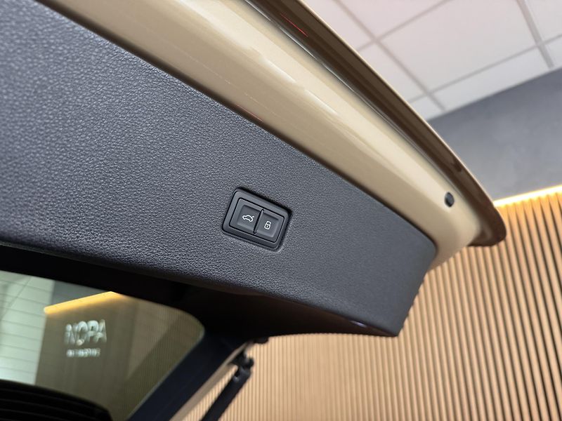 Audi Q8 50 TDI B&O Laser Carbon OLED - fotka 18 z 39