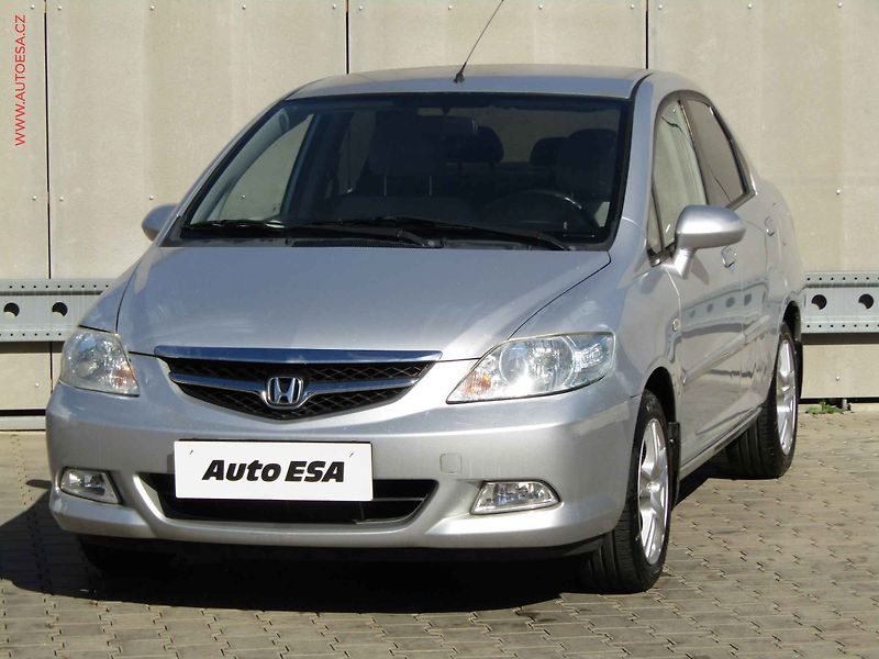 Honda City (2006) 1.4i, 1.maj,ČR, AC, STK9/28 - fotka 3 z 16
