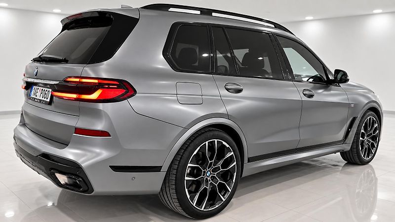 BMW X7 (2024) - fotka 6 z 33