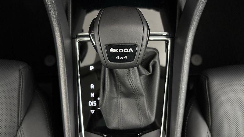 Škoda Kodiaq 2.0 TDI DSG 4x4 L&K - fotka 28 z 32