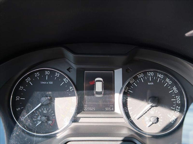 Škoda Octavia 1,6 TDi,77kW,NovéČR,tempomat - fotka 11 z 22