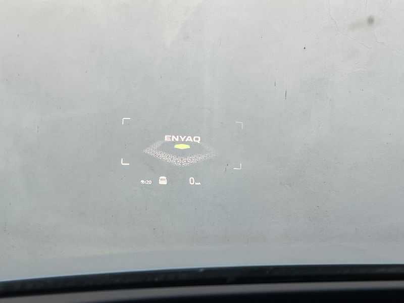 Škoda Enyaq (2022) 80*CRYSTAL*TAŽNÉ*TEPELKO*HEDUP - fotka 28 z 39