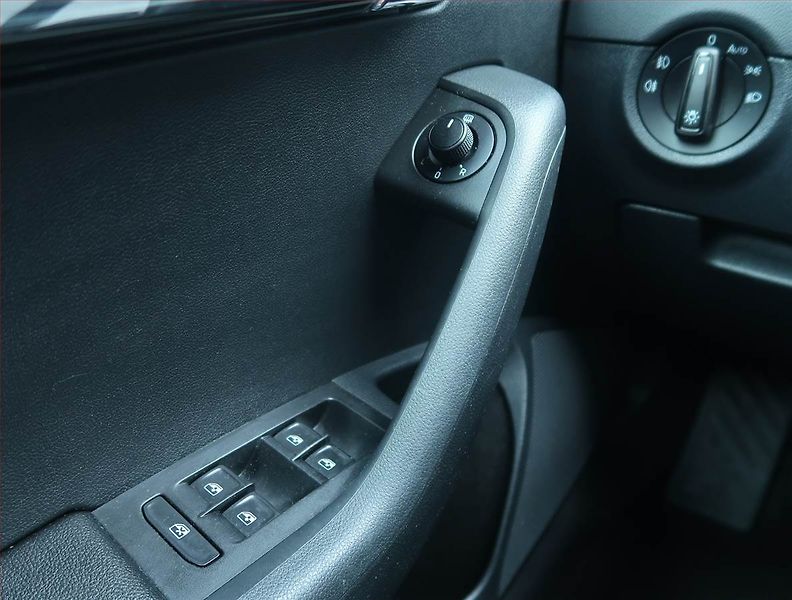 Škoda Octavia (2020) Style 1.6 TDI, Tempomat - fotka 16 z 16