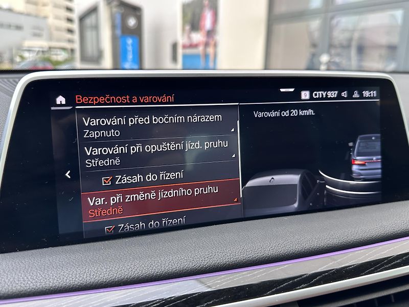 BMW Řada 7 740d xDrive, Masáže, Nezávislé - fotka 20 z 29