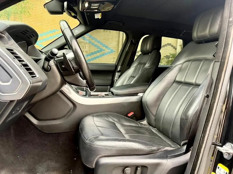 Land Rover Range Rover Sport (2018) Dynamické SUV - fotka 6 z 9
