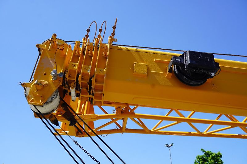 Sennebogen (2007) 630 rough terrain crane / 2000 - fotka 17 z 24