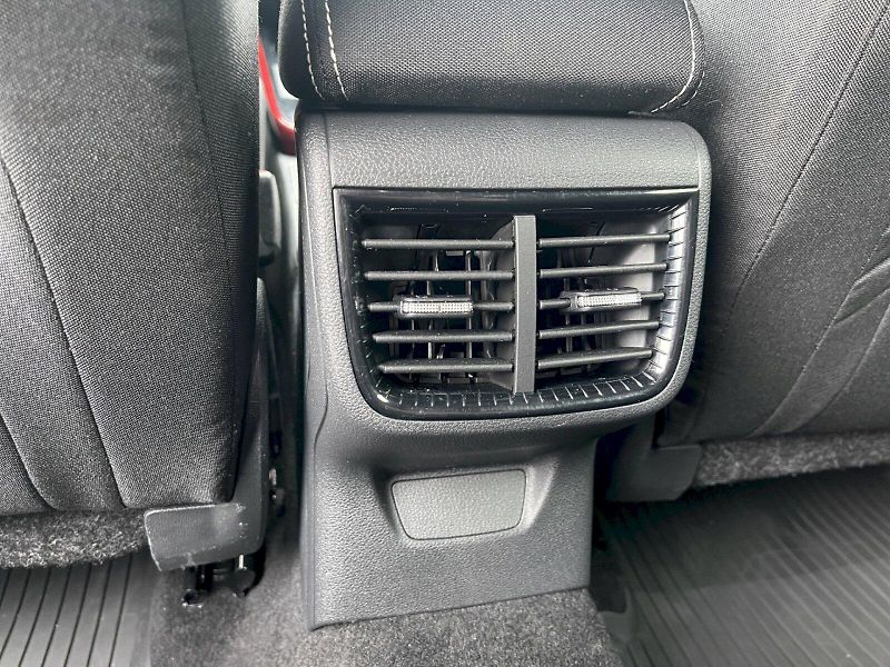 Škoda Fabia (2023) 1.0 TSI 81kW Monte Carlo - fotka 24 z 33