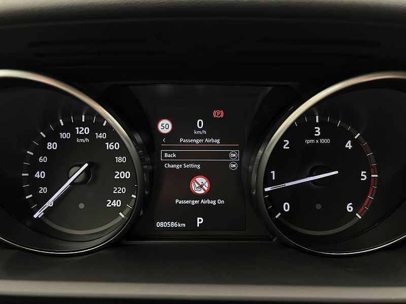 Land Rover Discovery 3.0 TDV6 HSE AWD AUT CZ - fotka 27 z 44