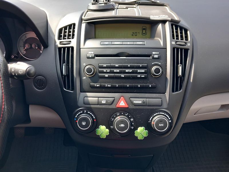 Kia Ceed SW (2009) 1,4 CVVT Active - fotka 9 z 11