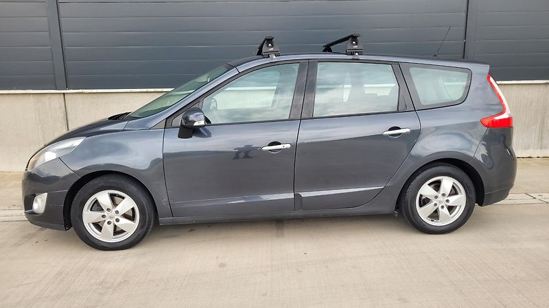Renault Scénic 2,0i 103 KW AUTOMAT - fotka 5 z 19